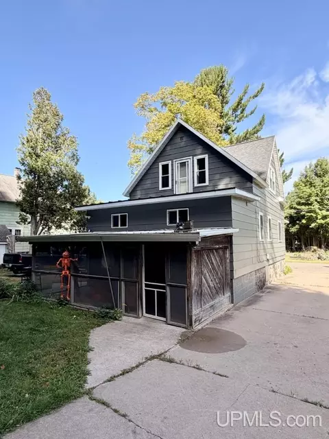 Exterior - 590 Jasper, Ishpeming, MI 49849 photo 5 of 8