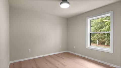 Bedroom - 2100 S 18th, Escanaba, MI 49829 photo 7 of 7