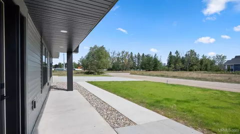 Exterior - 2100 S 18th, Escanaba, MI 49829 photo 5 of 7