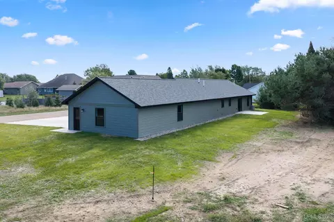 Exterior - 2100 S 18th, Escanaba, MI 49829 photo 4 of 7
