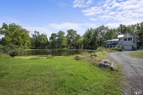 Exterior - 7977 N Custer, Monroe, MI 48162 photo 3 of 8