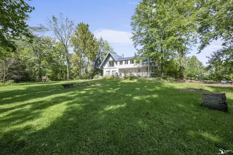 Exterior - 7977 N Custer, Monroe, MI 48162 photo 6 of 8