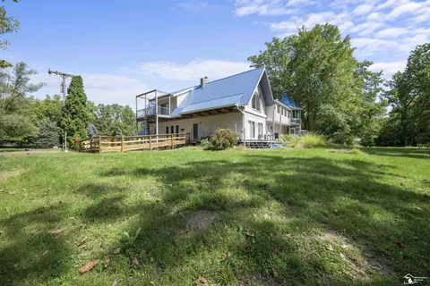 Exterior - 7977 N Custer, Monroe, MI 48162 photo 8 of 8