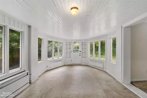Other - 41 Beacon Hl, Grosse Pointe Farms, MI 48236 photo 2 of 6