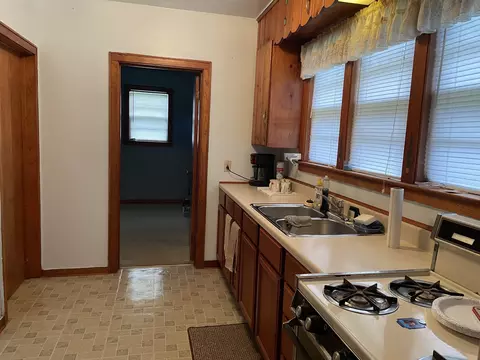 Entry Way - 2671 E Maple, Clare, MI 48617 photo 1 of 4