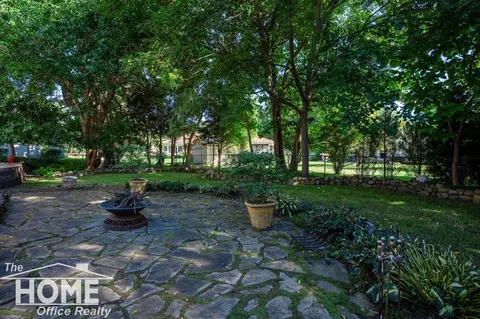 Exterior - 611 Irwin, Albion, MI 49224 photo 6 of 8