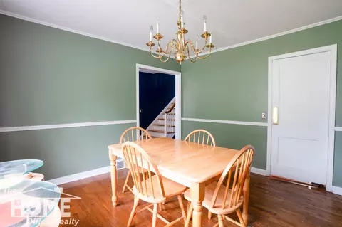 Dining - 611 Irwin, Albion, MI 49224 photo 2 of 2