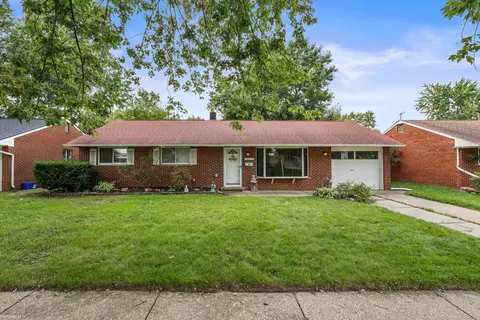 35529 Seville, Clinton Township, MI 48035