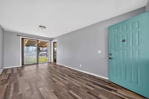 Living - 6381 Dyke, Algonac, MI 48001 photo 6 of 6