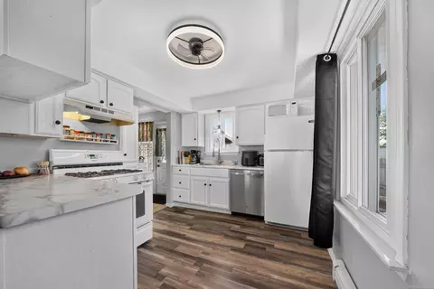 Kitchen - 6381 Dyke, Algonac, MI 48001 photo 1 of 3