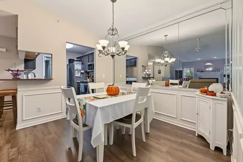 Dining - 52268 Naugatuck, Macomb, MI 48042 photo 1 of 1