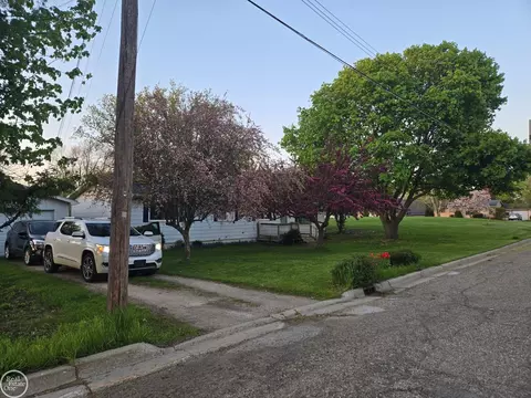 Exterior - 2547 Maple, Deckerville, MI 48427 photo 8 of 8