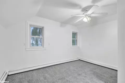 Bedroom - 2818 E Brks, Midland, MI 48623 photo 9 of 10
