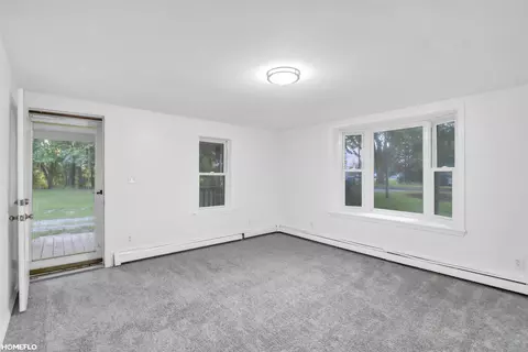Living - 2818 E Brks, Midland, MI 48623 photo 1 of 6