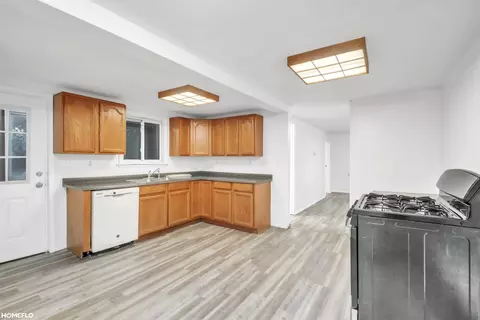 Other - 2818 E Brks, Midland, MI 48623 photo 5 of 10