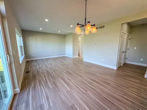 Living - 2465 Mcclellan, Davison, MI 48423 photo 4 of 4