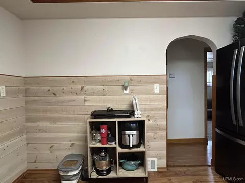 Kitchen - 745 Wabash, Ishpeming, MI 49849 photo 4 of 5
