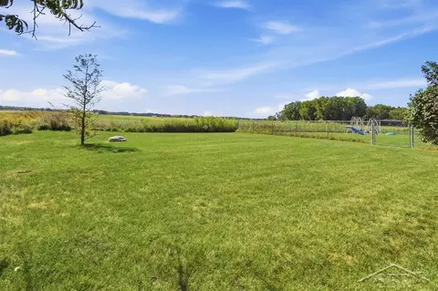 Exterior - 322 E Baker, Hope, MI 48628 photo 4 of 4