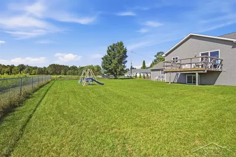 Exterior - 322 E Baker, Hope, MI 48628 photo 3 of 4