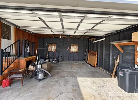 Exterior - 202 Stephenson, Escanaba, MI 49829 photo 2 of 3