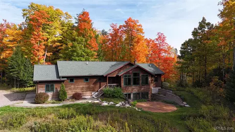 673 Co Rd 545 N, Skandia, MI 49885