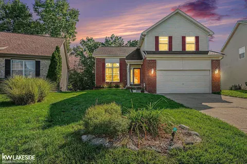 3020 Talon, Lake Orion, MI 48360