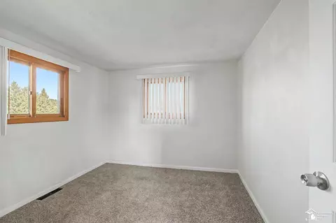 Bedroom - 9901 Secor, Temperance, MI 48182 photo 2 of 5