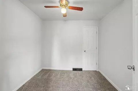 Bedroom - 9901 Secor, Temperance, MI 48182 photo 1 of 5