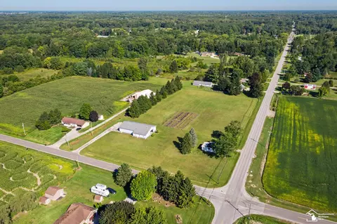 View/Area - 9901 Secor, Temperance, MI 48182 photo 2 of 5