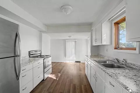 Kitchen - 9901 Secor, Temperance, MI 48182 photo 2 of 2