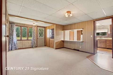 Living - 22335 Ederer, Merrill, MI 48637 photo 6 of 6