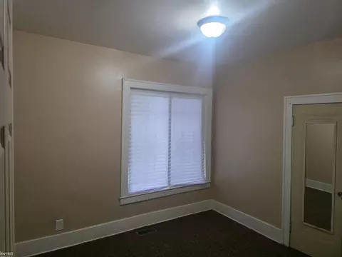 Bedroom - 209 E York, Flint, MI 48505 photo 4 of 6
