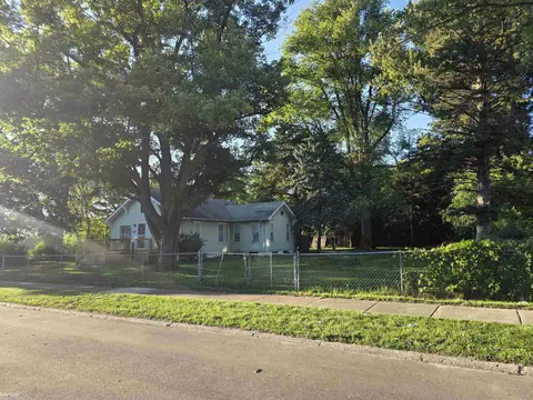 Exterior - 209 E York, Flint, MI 48505 photo 8 of 16