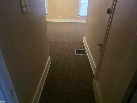Entry Way - 209 E York, Flint, MI 48505 photo 2 of 3