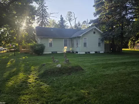Exterior - 209 E York, Flint, MI 48505 photo 14 of 16