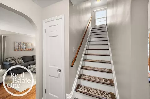 Entry Way - 2100 Fleetwood, Grosse Pointe Woods, MI 48236 photo 5 of 5