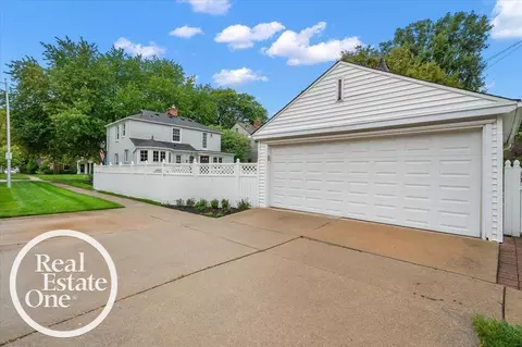 Other - 2100 Fleetwood, Grosse Pointe Woods, MI 48236 photo 12 of 13