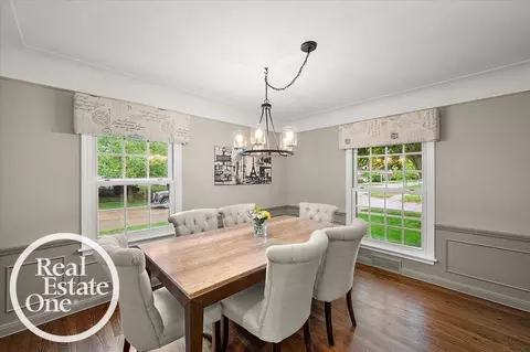 Dining - 2100 Fleetwood, Grosse Pointe Woods, MI 48236 photo 1 of 3