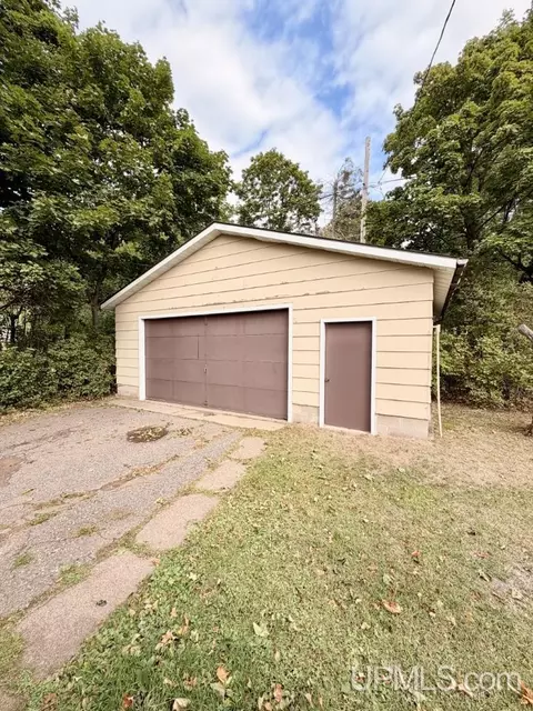Other - 727 Michigan, Ishpeming, MI 49849 photo 10 of 12