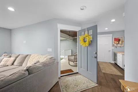 Entry Way - 7933 Turney, Monroe, MI 48161 photo 1 of 3