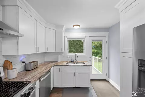 Kitchen - 7933 Turney, Monroe, MI 48161 photo 4 of 4