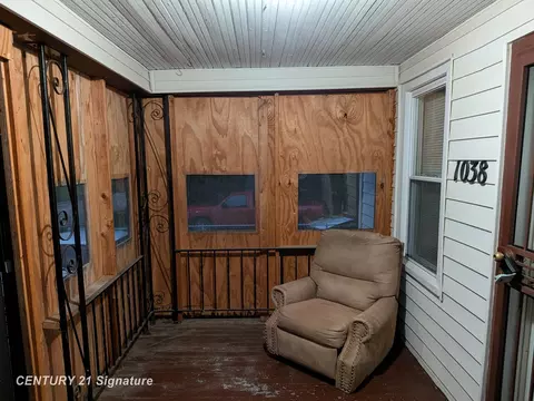 Exterior - 1038 E Marengo, Flint, MI 48505 photo 1 of 4