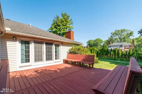 520 Hampton, Grosse Pointe Woods, MI 48236 photo 29