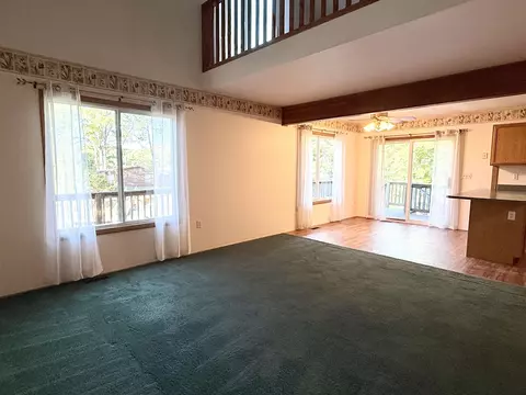 Living - 1621 Loebrich, Gladwin, MI 48624 photo 2 of 6