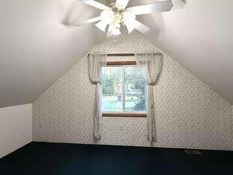Bedroom - 1621 Loebrich, Gladwin, MI 48624 photo 8 of 9