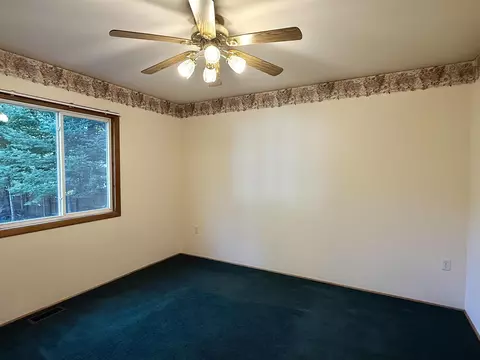Bedroom - 1621 Loebrich, Gladwin, MI 48624 photo 1 of 9