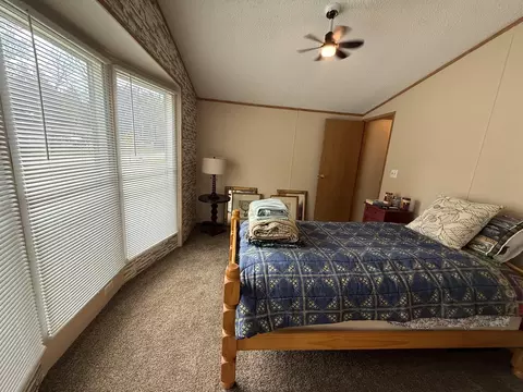 Bedroom - 1859 Pratt Lk, Gladwin, MI 48624 photo 7 of 8
