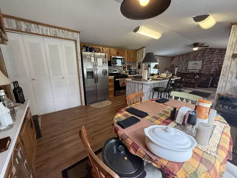 Kitchen - 1859 Pratt Lk, Gladwin, MI 48624 photo 4 of 6