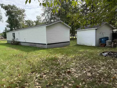 Exterior - 1859 Pratt Lk, Gladwin, MI 48624 photo 9 of 10