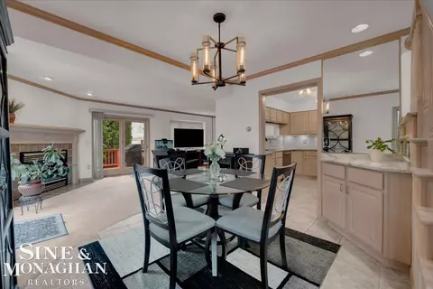 Dining - 150 Kenyon, Algonac, MI 48001 photo 1 of 2